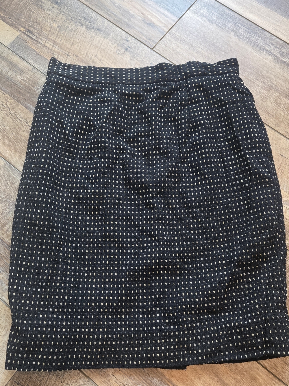 Dana Buchman Black Polka Dot Pencil Skirt - Size Medium